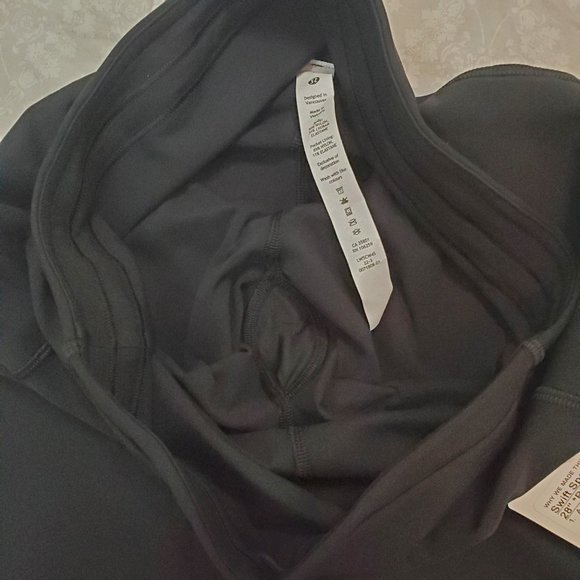 Lululemon Swift Speed High-Rise Brushed Tight 28" - Black - Size 6 - Picture 6 of 16